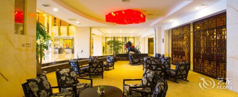 匯成天璽酒店 準五 南郊 300400